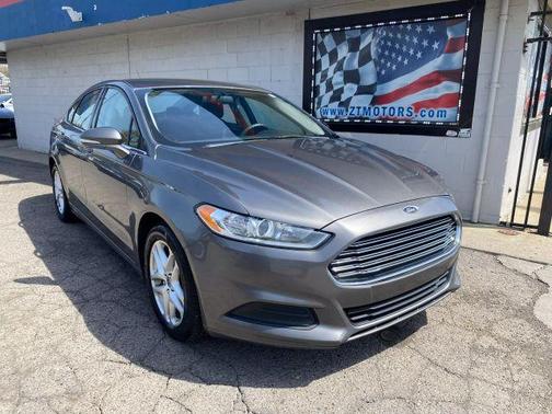 2014 Ford Fusion SE