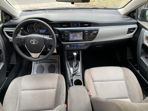 2014 Toyota Corolla LE