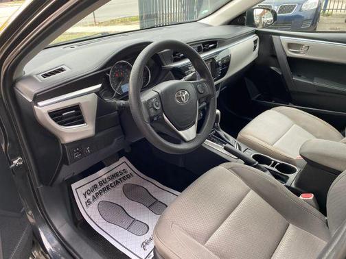 2014 Toyota Corolla LE