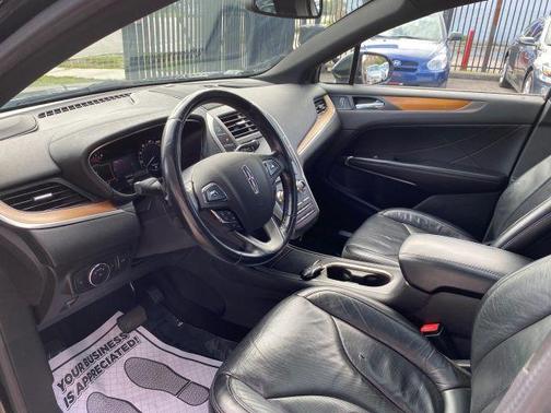 2015 Lincoln MKC Base