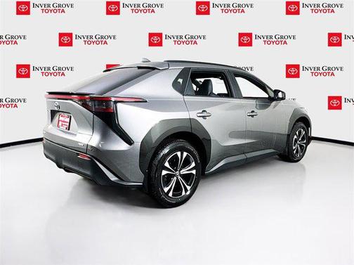 2024 Toyota bZ4X XLE