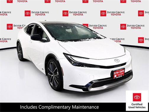 2025 Toyota Prius XLE