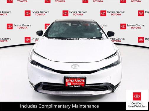2025 Toyota Prius XLE