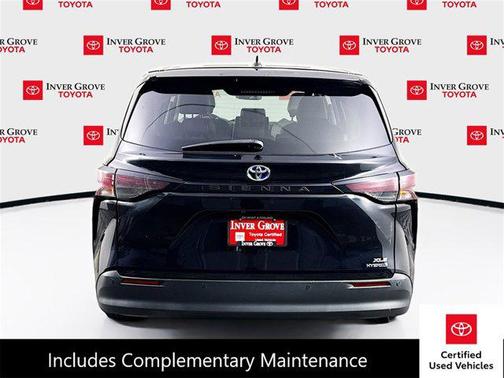2023 Toyota Sienna XLE 8 Passenger
