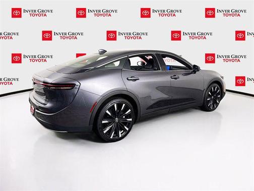 2024 Toyota Crown Platinum