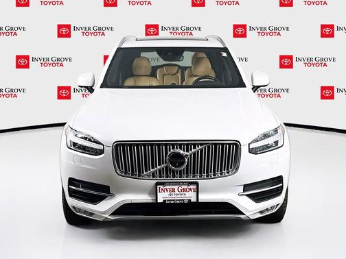 White 2018 Volvo XC90 T6 Inscription