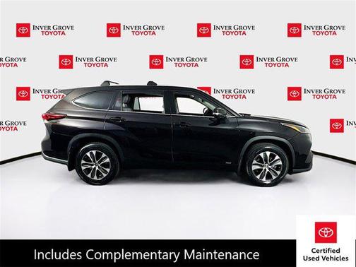 2022 Toyota Highlander Hybrid XLE