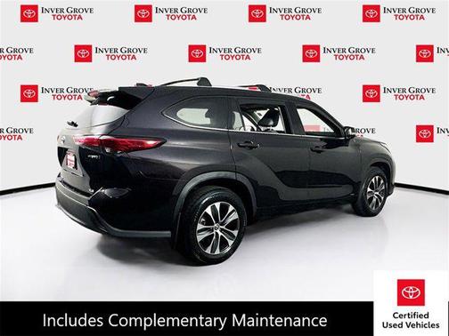 2022 Toyota Highlander Hybrid XLE