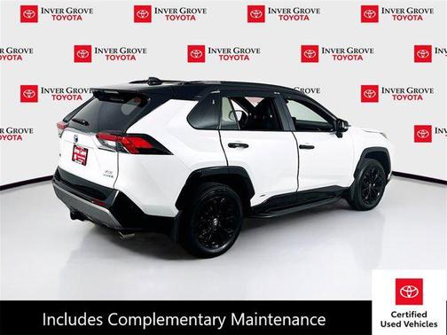 2023 Toyota RAV4 Hybrid SE