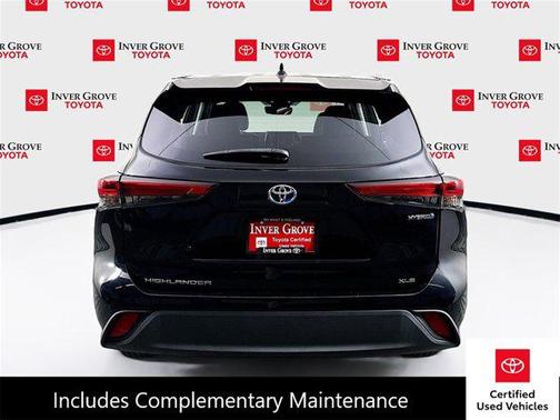 2022 Toyota Highlander Hybrid XLE