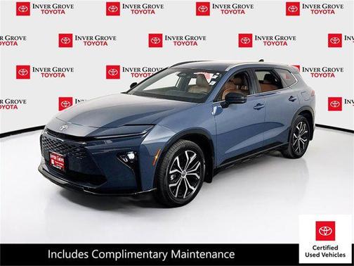 2025 Toyota Crown Signia XLE