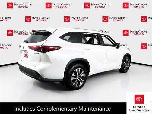 2021 Toyota Highlander Hybrid XLE
