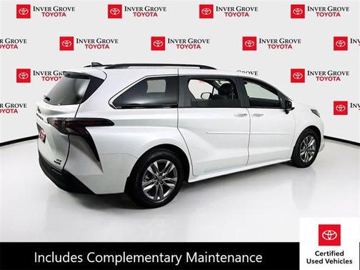 2024 Toyota Sienna XLE 7 Passenger