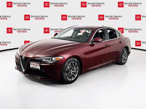 2018 Alfa Romeo Giulia Base