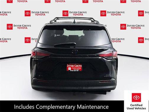 2022 Toyota Sienna XLE