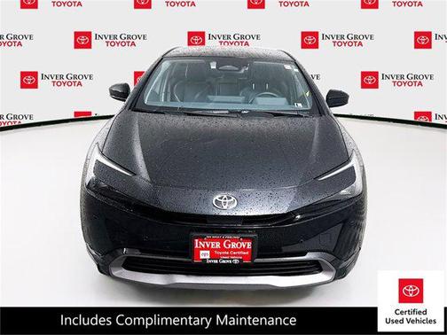2025 Toyota Prius XLE