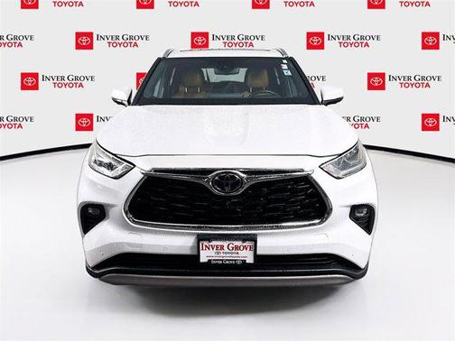 2023 Toyota Highlander Platinum