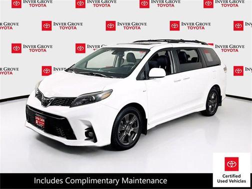 2020 Toyota Sienna SE