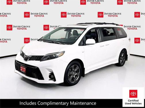 2020 Toyota Sienna SE