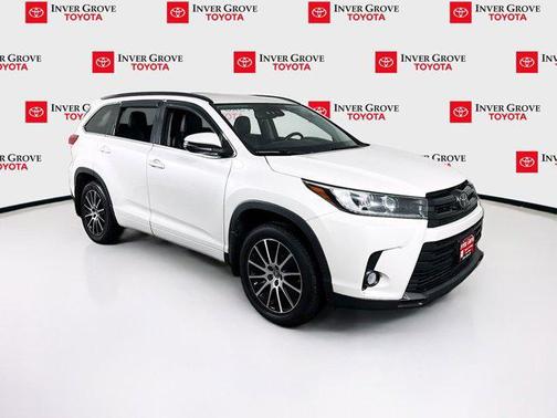 2018 Toyota Highlander SE