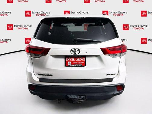 2018 Toyota Highlander SE