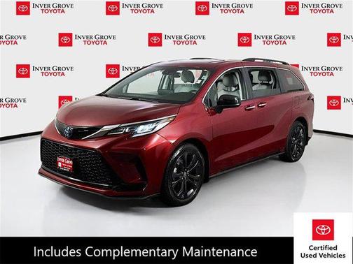2022 Toyota Sienna XSE 7 Passenger