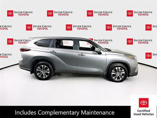 2025 Toyota Highlander Hybrid XLE