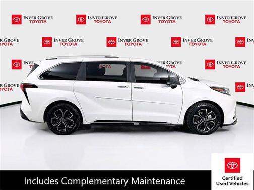 2025 Toyota Sienna Platinum 7 Passenger