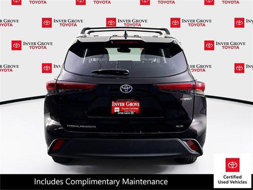 2022 Toyota Highlander Hybrid XLE