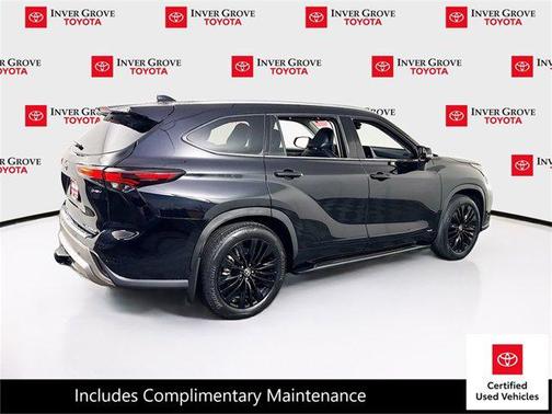 2025 Toyota Highlander Hybrid Platinum