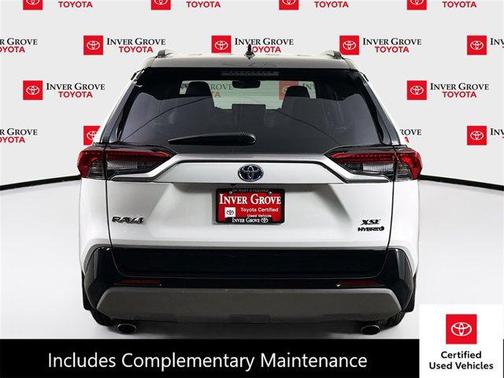 2024 Toyota RAV4 Hybrid SE