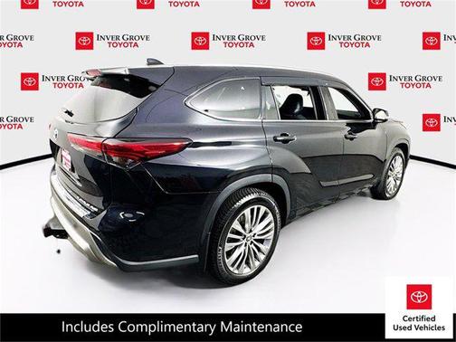 2022 Toyota Highlander Platinum
