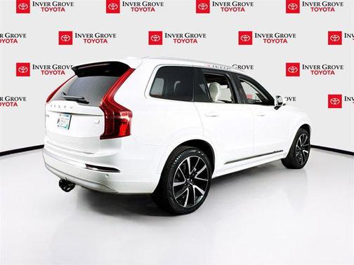 2022 Volvo XC90 Recharge Plug-In Hybrid T8 Inscription Expression 6 Passenger