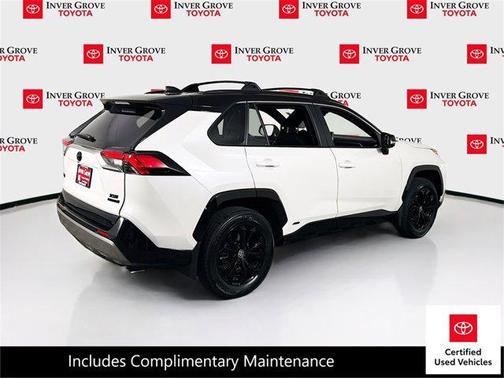 2022 Toyota RAV4 Hybrid SE