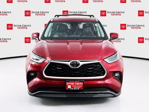 Ruby Flare Pearl 2022 Toyota Highlander XLE