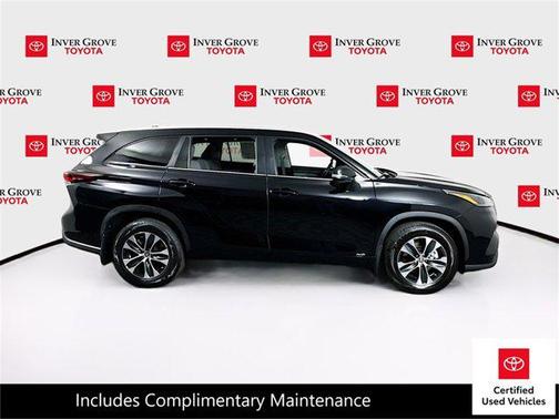 2024 Toyota Highlander Hybrid XLE