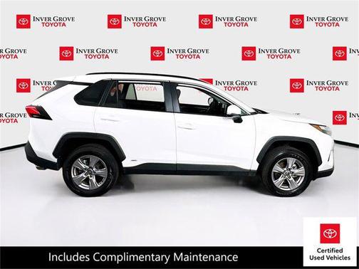 2025 Toyota RAV4 Hybrid XLE