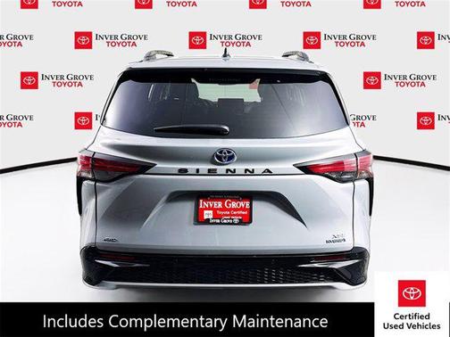 2024 Toyota Sienna XSE 7 Passenger