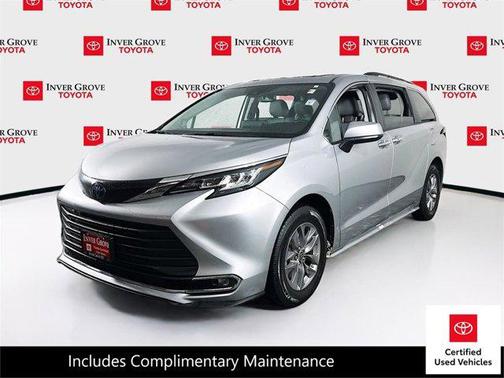 2023 Toyota Sienna XLE