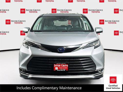 2023 Toyota Sienna XLE