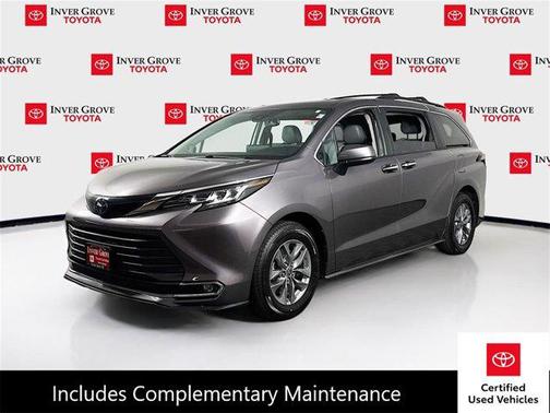 2022 Toyota Sienna XLE 7 Passenger
