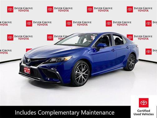 2024 Toyota Camry SE