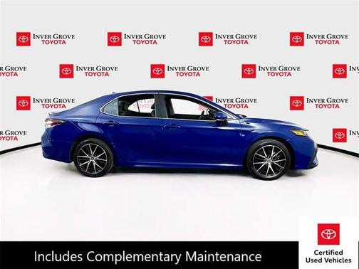 2024 Toyota Camry SE