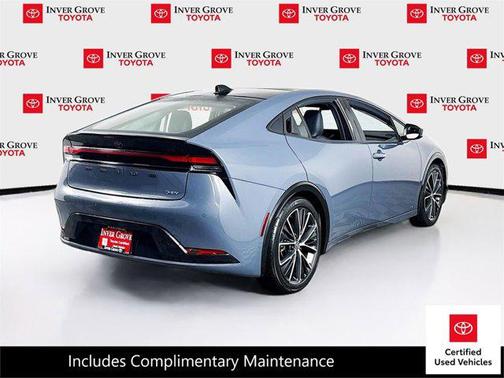 2025 Toyota Prius XLE