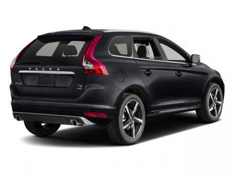 2016 Volvo XC60 T6 R-Design Platinum