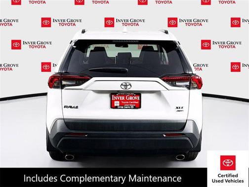 2021 Toyota RAV4 XLE