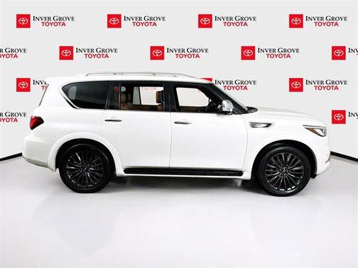2023 INFINITI QX80 SENSORY AWD
