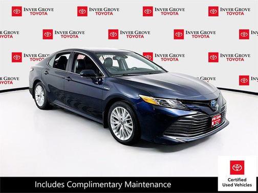 2020 Toyota Camry Hybrid XLE