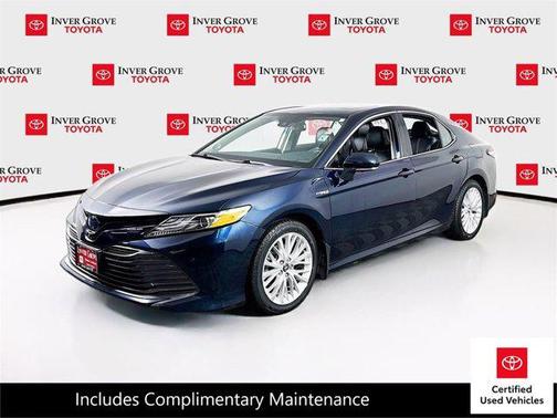 2020 Toyota Camry Hybrid XLE