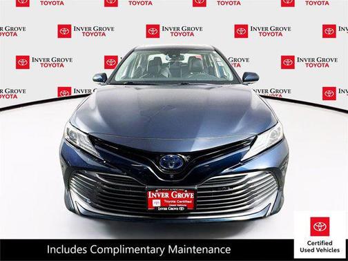 2020 Toyota Camry Hybrid XLE